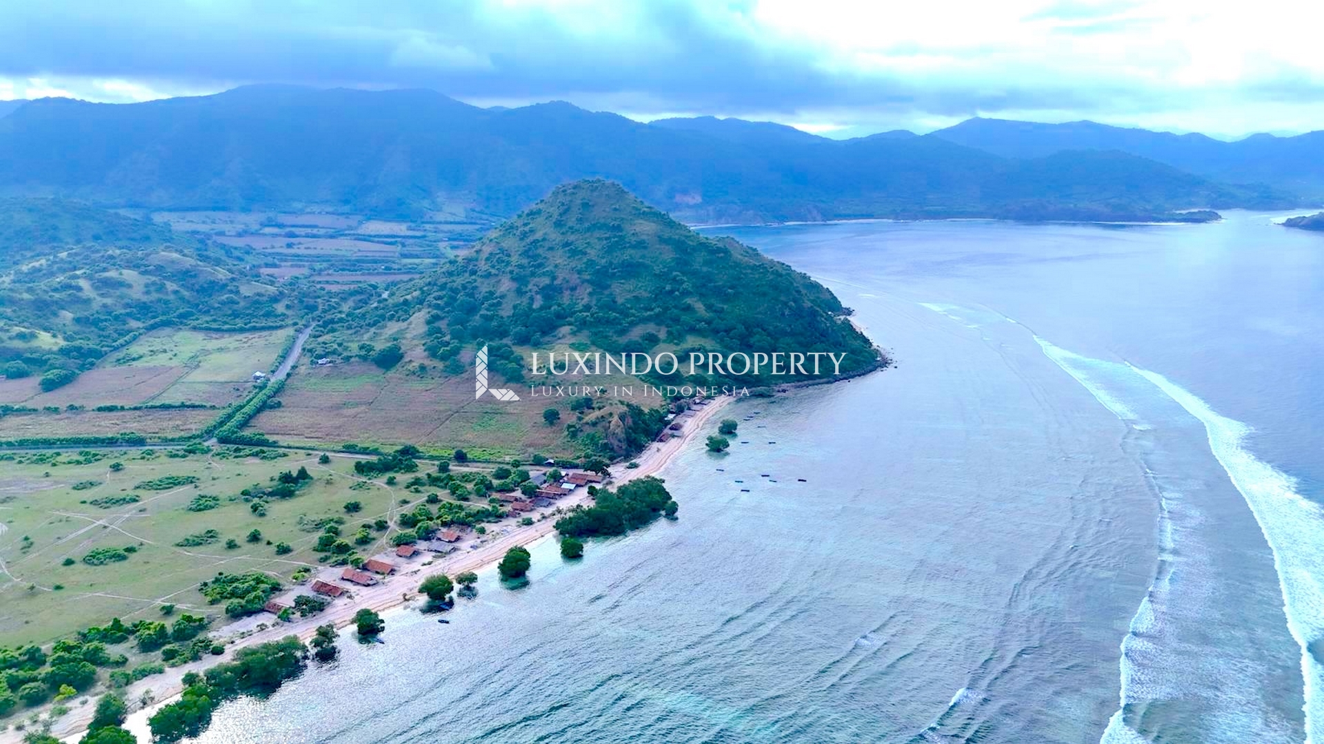 KERTASARI - EXCLUSIVE FREEHOLD BEACHFRONT LAND IN TUA NANGA, WEST SUMBAWA (FHL596)